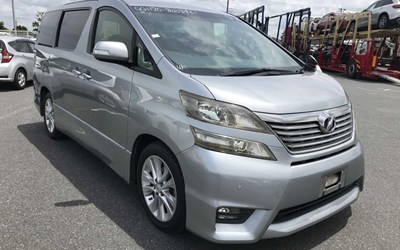 2008 TOYOTA VELLFIRE  CAMPER 3.5 V6~~ OFF GRID SOLAR~~LOW MILES