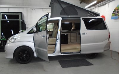  TOYOTA ALPHARD CAMPER ~OFF GRID SOLAR~~ONLY 27K MILE FROM NEW~~