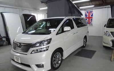 2010 TOYOTA VELLFIRE CAMPER~OFF GRID SOLAR~4 BERTH~56K MILE