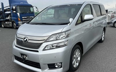 2014 TOYOTA VELLFIRE CAMPER 4 BERTH~BEST UK PRICE 2014 REG !!!