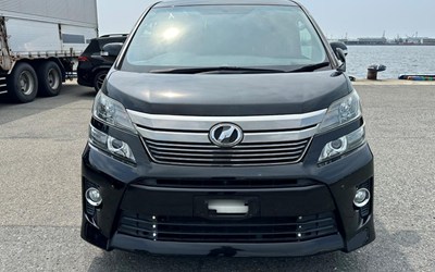 BEAT THIS PRICE >>2014 {14}  TOYOTA  VELLFIRE  CAMPER~OFF GRID SOLAR !!!!