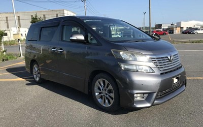 2010 TOYOTA VELLFIRE ~~FRIDGE/FREEZER~~OFF GRID SOLAR~~ONLY 25K MILES !!!!