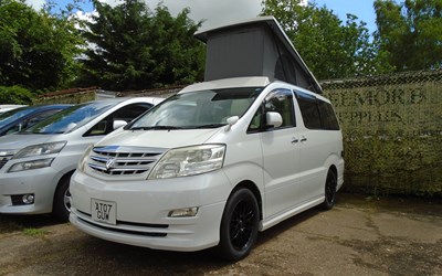 2007 TOYOTA ALPHARD CAMPER ~~FRIDGE/FREEZER~~OFF GRID SOLAR~~ONLY 36K MILES !!