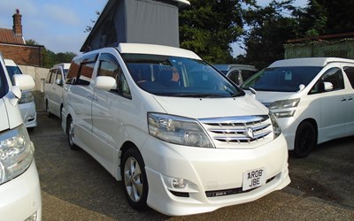 2008 TOYOTA ALPHARD CAMPER~LOW EMISSIONS~~FRIDGE/FREEZER~~OFF GRID SOLAR~~STUNNING 