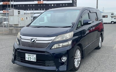 2012 !! TOYOTA  VELLFIRE  CAMPER~FRIDGE/FREEZER~OFF GRID SOLAR ~~LOW MILES